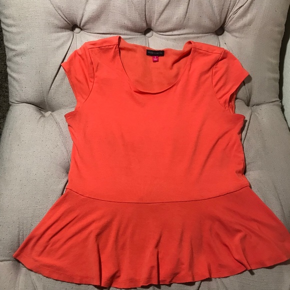 Vince Camuto Top - Picture 2 of 3